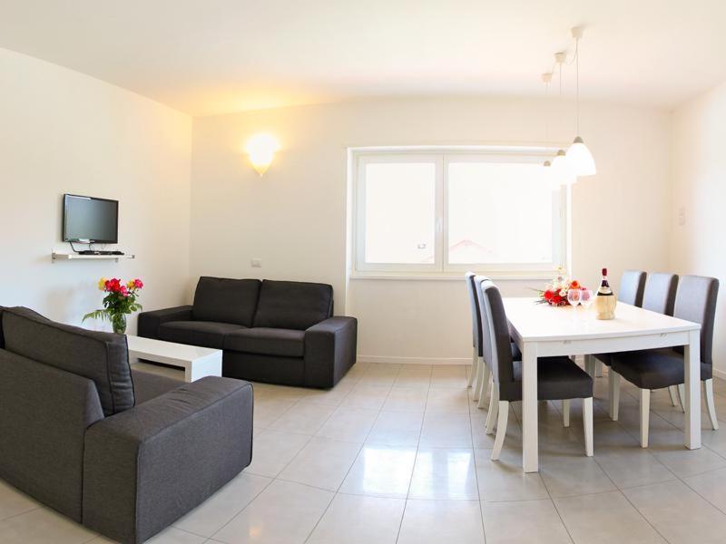 Residence Girasole Casa Gialla คอลีโก ภายนอก รูปภาพ
