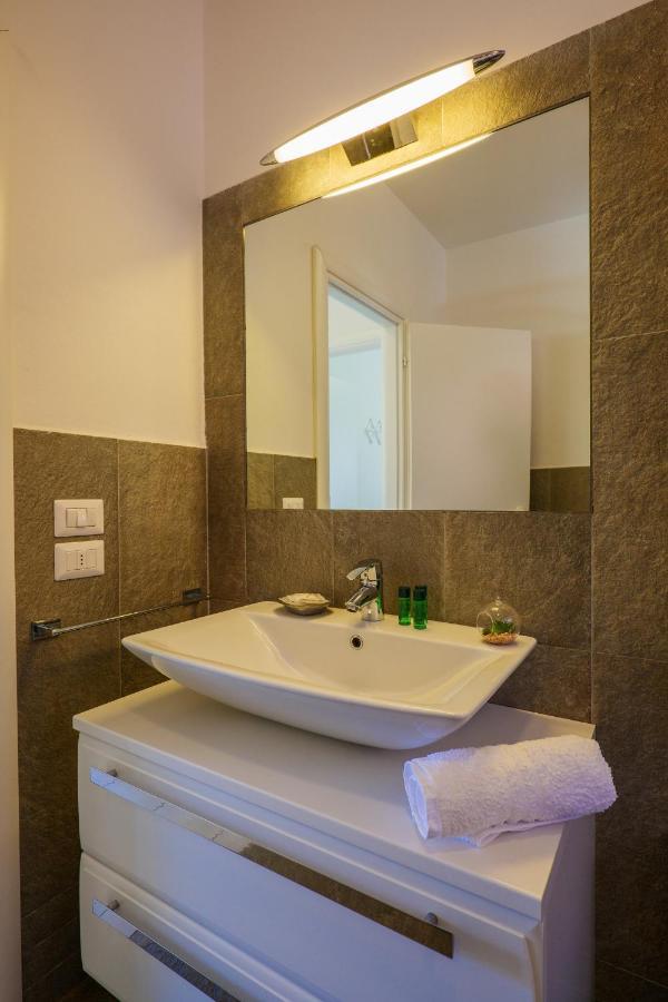 Residence Girasole Casa Gialla คอลีโก ภายนอก รูปภาพ