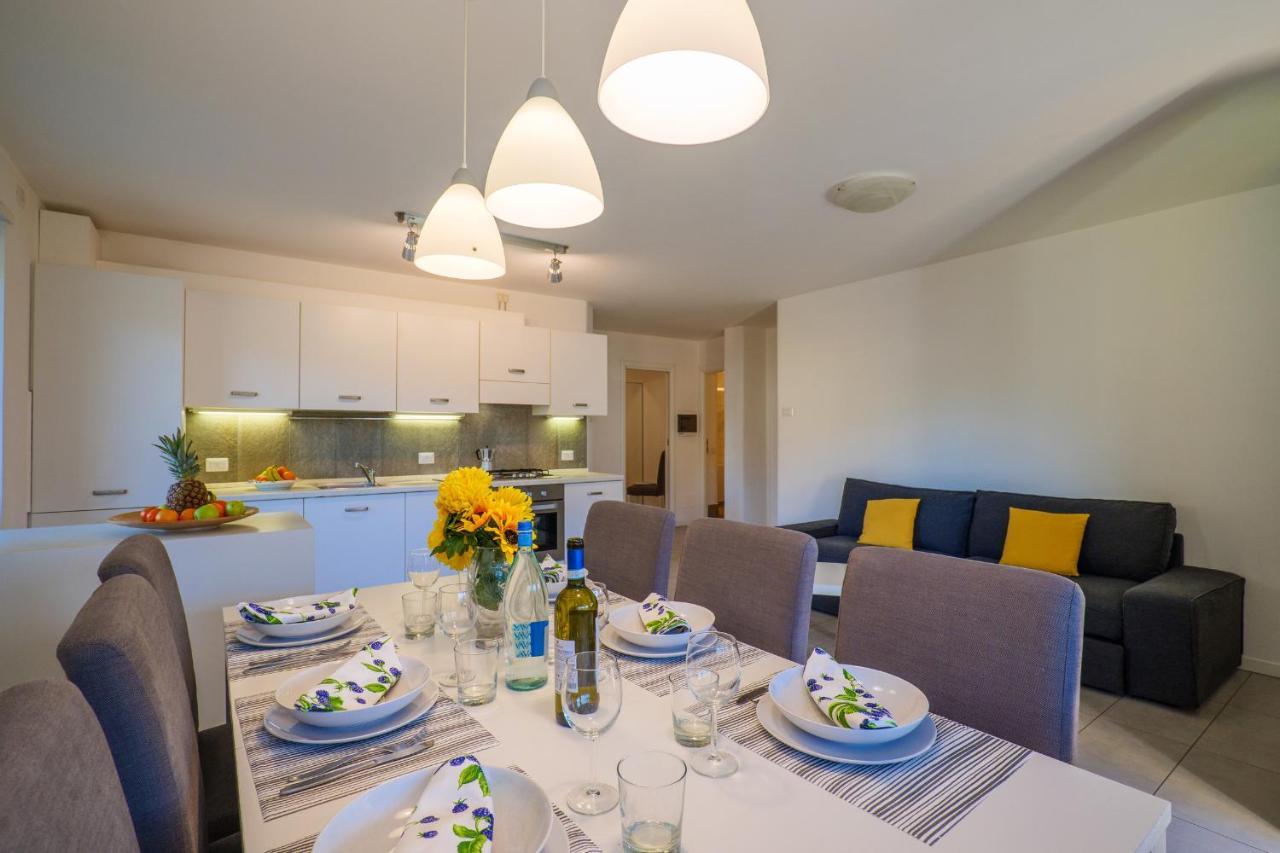Residence Girasole Casa Gialla คอลีโก ภายนอก รูปภาพ