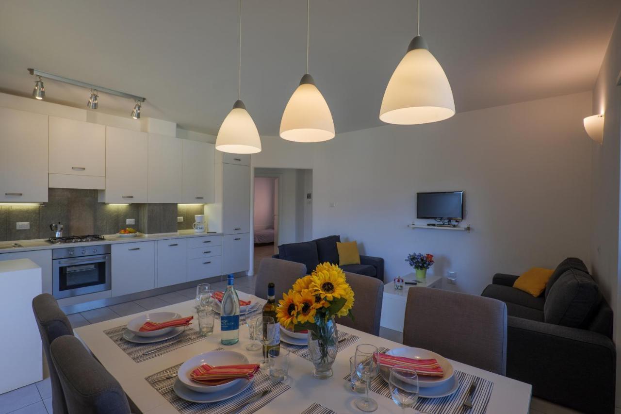 Residence Girasole Casa Gialla คอลีโก ภายนอก รูปภาพ