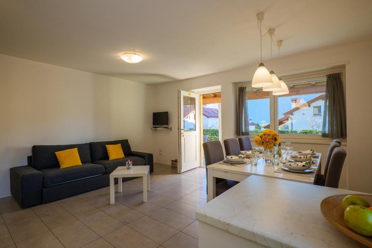 Residence Girasole Casa Gialla คอลีโก ภายนอก รูปภาพ