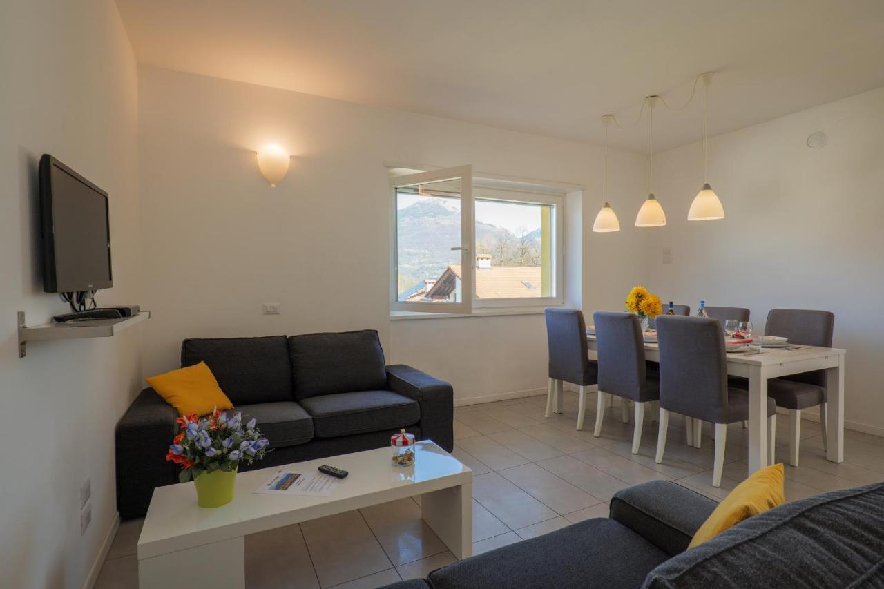 Residence Girasole Casa Gialla คอลีโก ภายนอก รูปภาพ